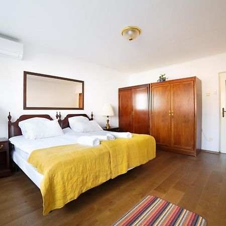 Old Town Scharajevo - Free Parking Apartman Szarajevó Kültér fotó